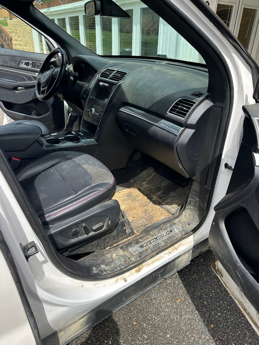 Before this Ford Explorer received a premium interior detail.